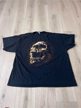 Fruit of the Loom Black Short Sleeve Tee with Yellow Skull Graphic